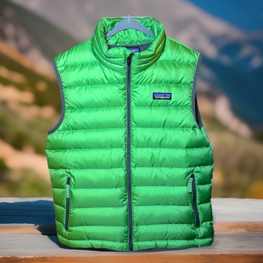Patagonia Kids Youth Medium 10 Green Puffer Vest Down Fill Spring